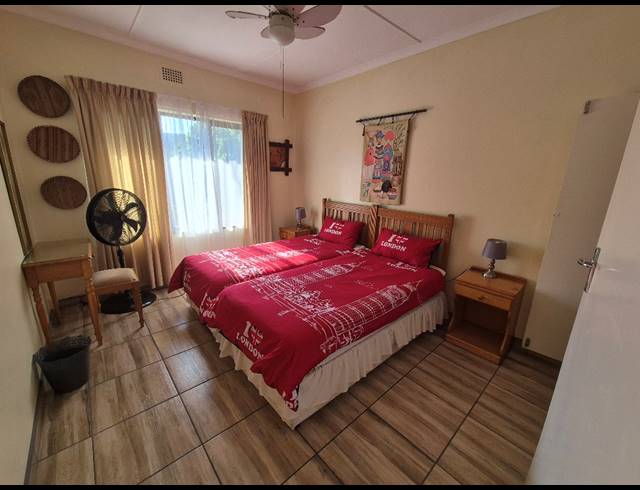 3 BEDROOM TOWNHOUSE FOR SALE IN SHELLY BEACH
